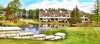 Tranquil Lakeside Escape in the Berkshires