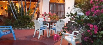 A Tropical Paradise - Painted Pony Ranch B&B just 25 minutes to Pacific Beaches