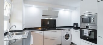 Holiday Home 'La Casita De La Pitufa' with Mountain View, Private Terrace and Wi-Fi