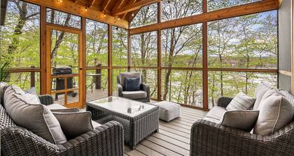 Long Lake Happiness--Private Dock/Kayaks/Waterfront