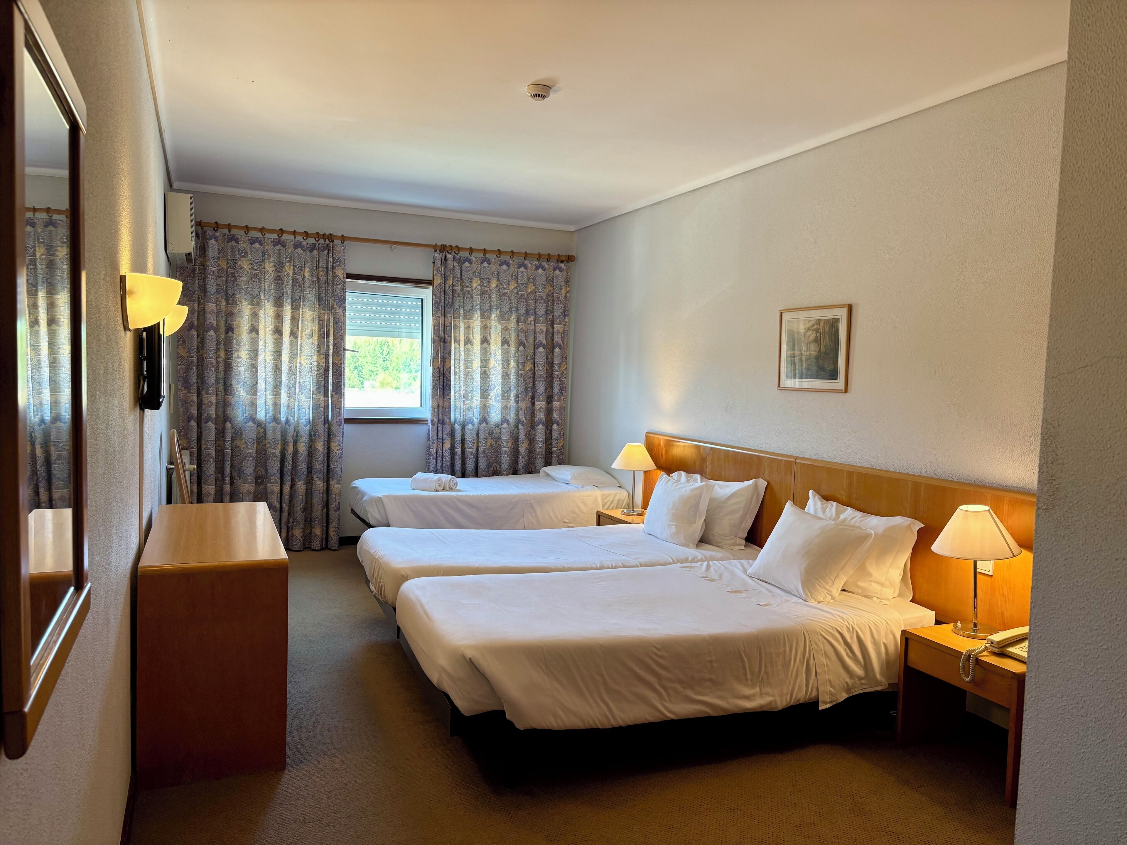 Free WiFi, bed sheets