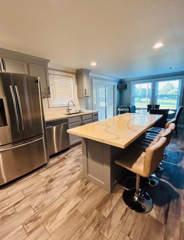 Microwave, oven, stovetop, dishwasher