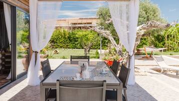 Restauration extérieure