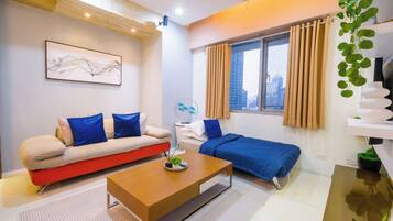 2 bedrooms, iron/ironing board, travel crib, WiFi