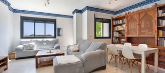 Bahia Golf Suites apartment overlooking the Bay of Cadiz with private pool and terrace