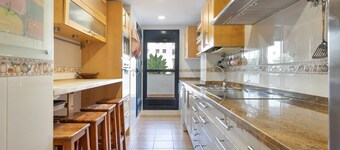 Bahia Golf Suites apartment overlooking the Bay of Cadiz with private pool and terrace