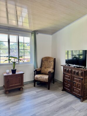 Superior Double Room, Balcony, Garden View | Soundproofing, free WiFi - Villas Cozy Sloth (Puerto Viejo de Talamanca)