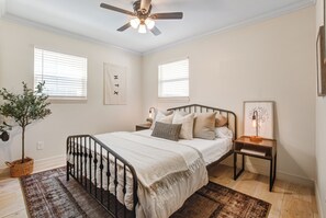 2 bedrooms, WiFi, bed sheets