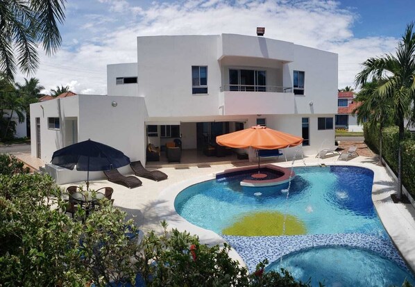 Pool - Rent CASA campestre El Peñon Descansemos for rent (Girardot)