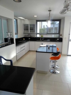 Private kitchen - Rent CASA campestre El Peñon Descansemos for rent (Girardot)