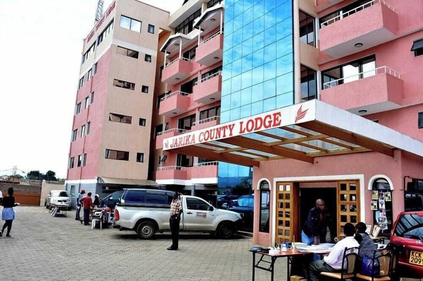 Front of property - Jarika Watamu Breeze Hotel (Nakuru)