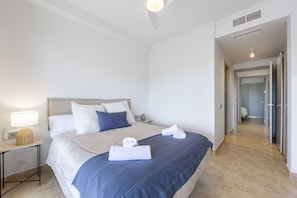 2 bedrooms, iron/ironing board, free WiFi, bed sheets