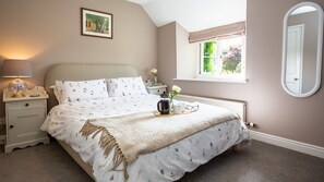 2 soverom, strykejern/-brett, wi-fi (inkludert) og sengetøy