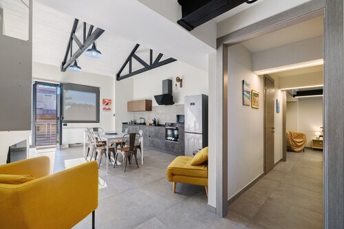 Apartment '4 Passi Mare 3' mit Balkon, WLAN und Klimaanlage