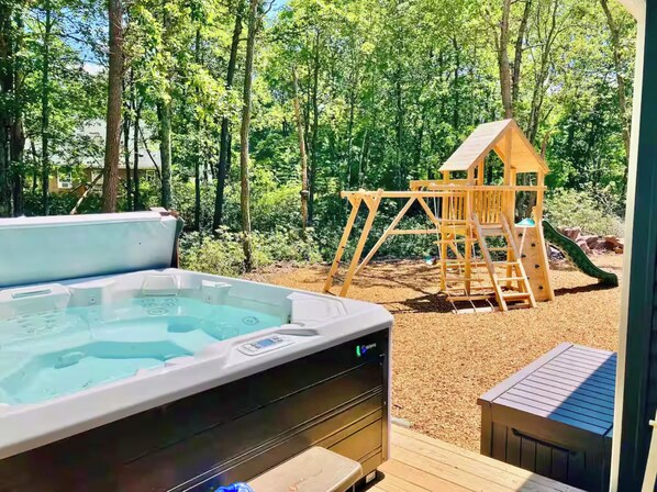 Bain à remous extérieur