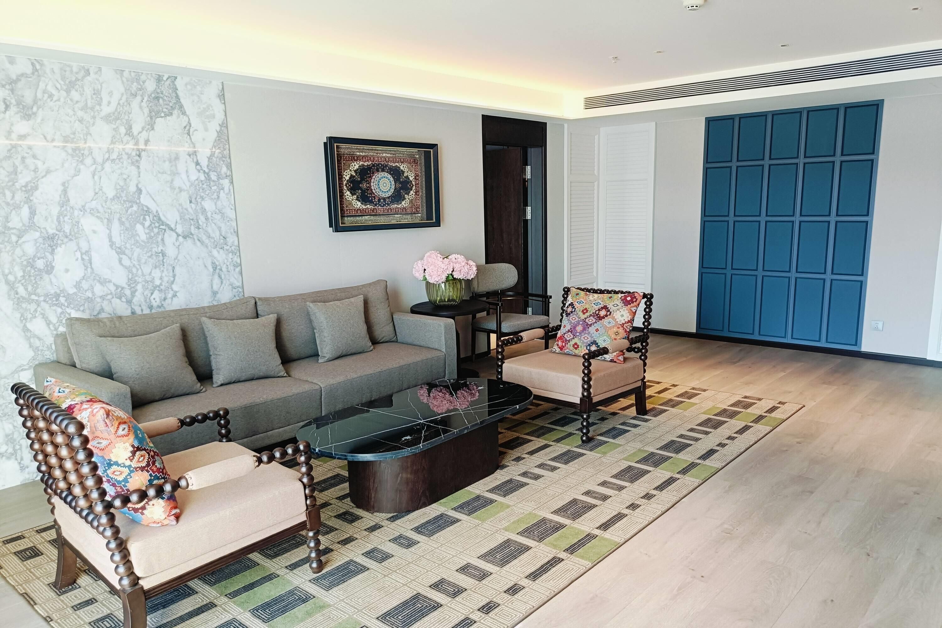 Joyful Family Twin Suite