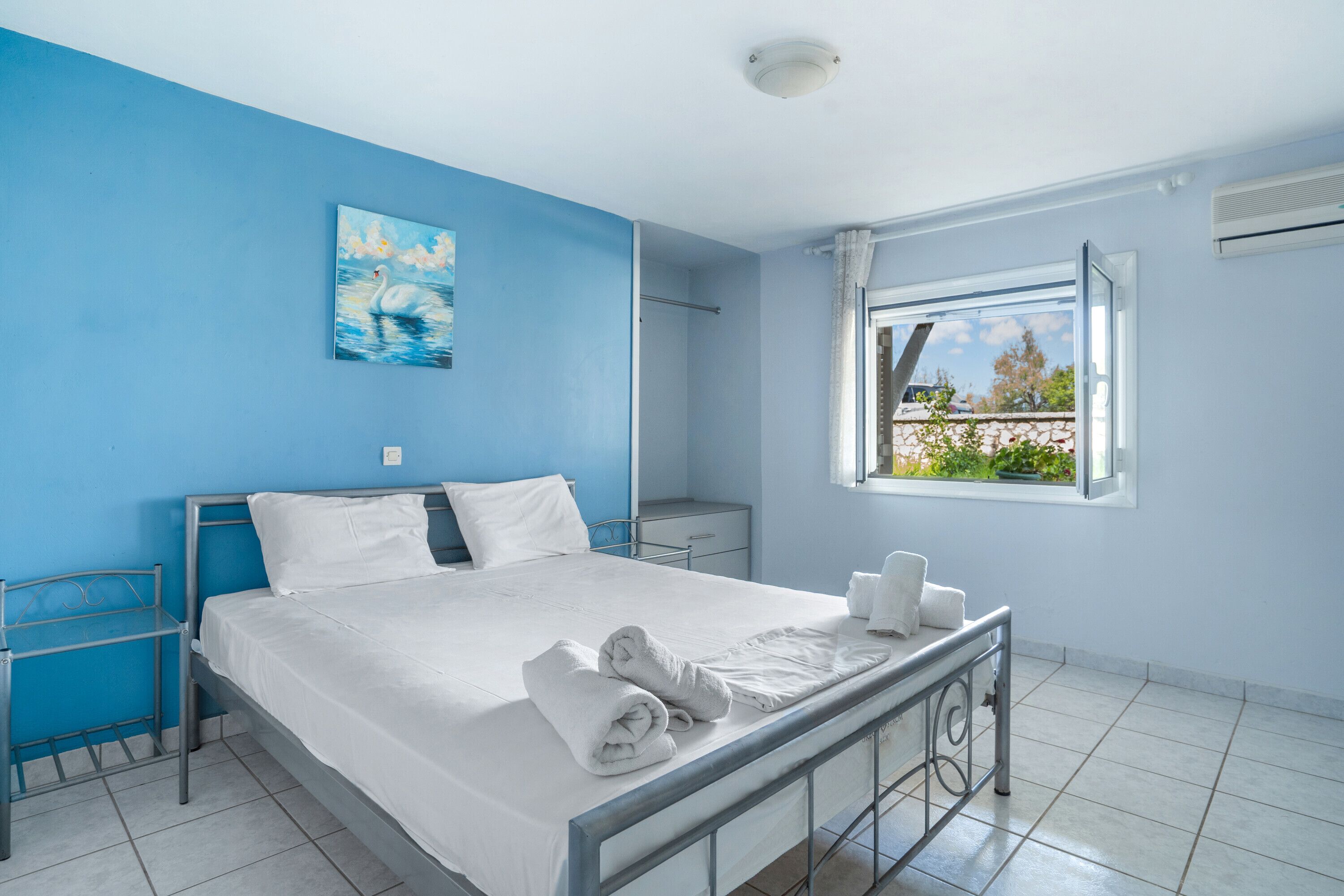 2 habitaciones, wifi gratis y ropa de cama 