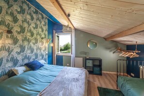 1 chambre, Wi-Fi gratuit, draps fournis