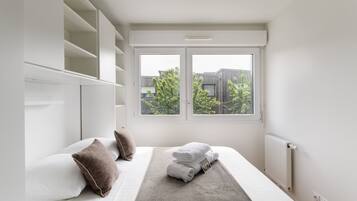 2 habitaciones, tabla de planchar con plancha y wifi gratis