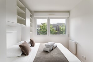 2 soverom, strykejern/-brett, wi-fi (inkludert) og sengetøy