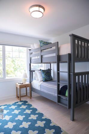 4 Schlafzimmer, Bügeleisen/Bügelbrett, WLAN, Bettwäsche