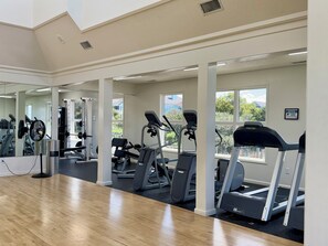 Fitness facility - A Pirates Life - Fishing, Boat Slip, Pool, Gym!  (Manteo)