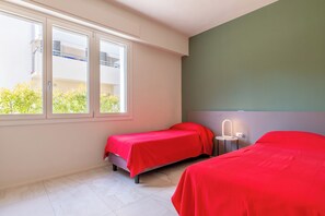 2 bedrooms, iron/ironing board, free WiFi, bed sheets - La Veranda di Marconi (Lido di Camaiore)