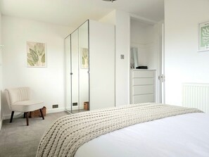 3 soveværelser, strygejern/strygebræt, internetforbindelse, sengetøj