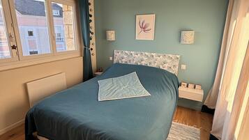 1 chambre, bureau, fer et planche à repasser, Wi-Fi gratuit
