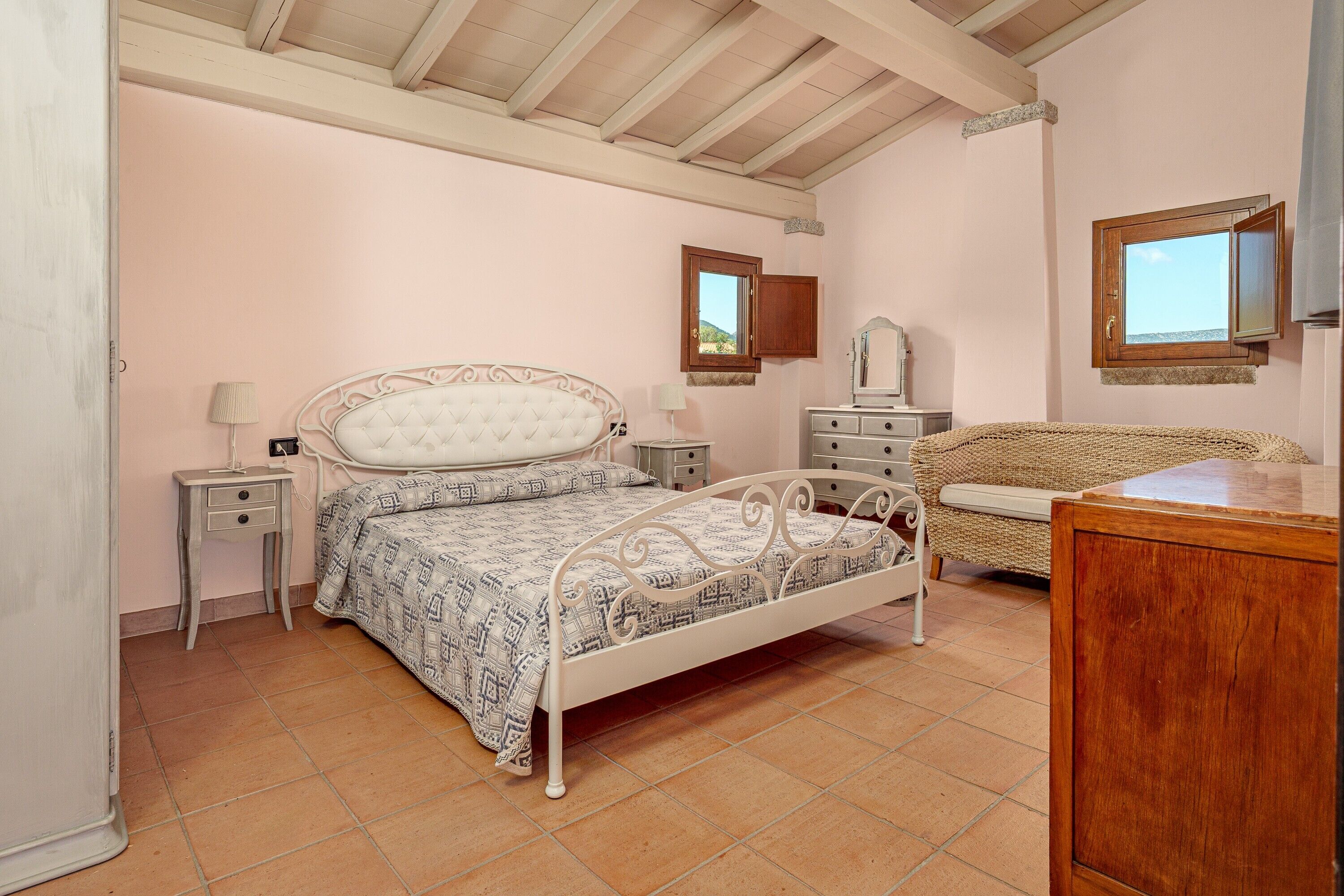 1 habitación y ropa de cama 