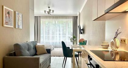 "Sky Harmony" chic studio near Arbat
