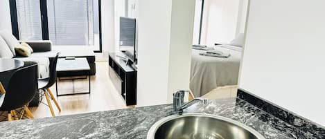 1 bedroom, WiFi, bed sheets