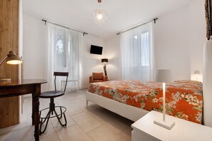 1 makuuhuone, silitysrauta/-lauta, ilmainen Wi-Fi, vuodevaatteet