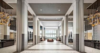 Cozy resort in enchanting Carlsbad at the flower fields