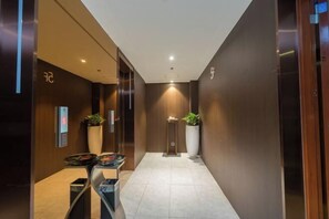 Interior - Yitel Hotel(Guangzhou Pazhou Exhibition Center Canton Tower) (Guangzhou)