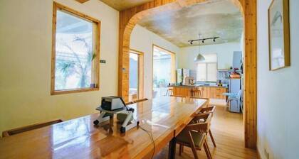 Taibei Holiday Villa