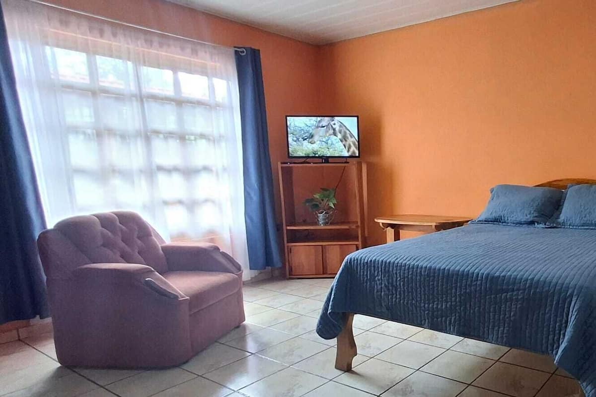 Wifi gratis y ropa de cama