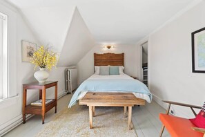 5 habitaciones, tabla de planchar con plancha, wifi y ropa de cama 
