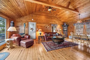 Unclassified image, 5 of 48, button