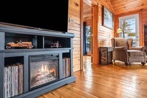 Interior - Moose Lodge on the Lake (Ellsworth)