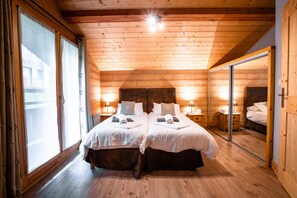 7 bedrooms, iron/ironing board, free WiFi, bed sheets