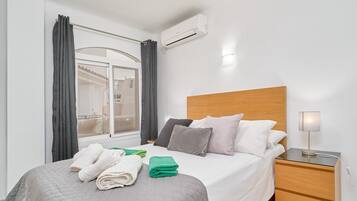 2 Schlafzimmer, Bügeleisen/Bügelbrett, kostenloses WLAN, Bettwäsche