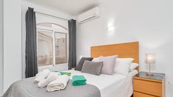 2 habitaciones, tabla de planchar con plancha y wifi gratis