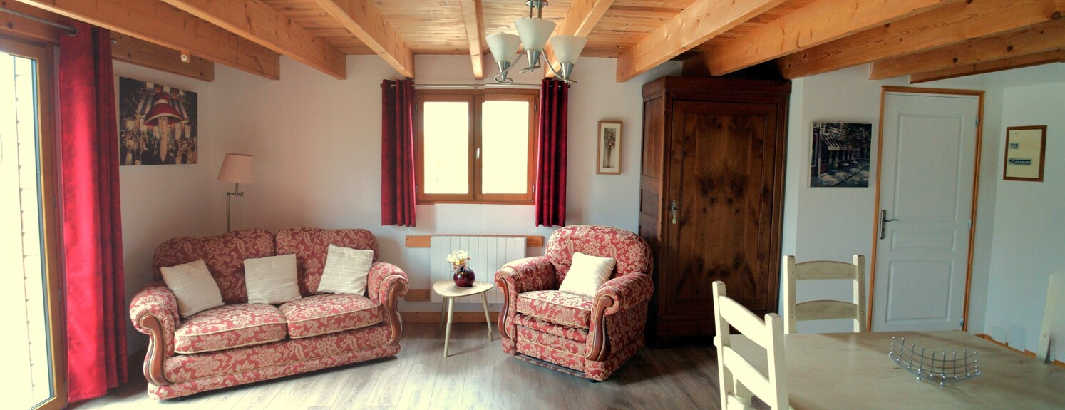 Acacia, Gîte Cosy Avec Grande Terrasse Privative, Piscine Commune Chauffée à 28° - Charente-Maritime