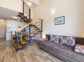 TV - Apartments Nmn - Studio Apartment with Balcony 3 (Drvenik)