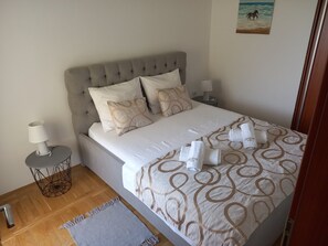 1 dormitorio, Internet, ropa de cama