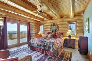 7 soverom, skrivebord, strykejern/-brett og wi-fi (inkludert)