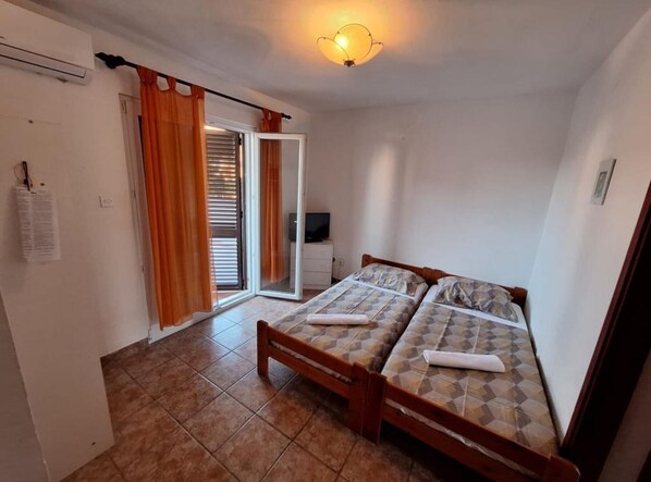 1 bedroom, internet, bed sheets