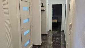 Uklassifisert bilde, 3 av 21, knapp