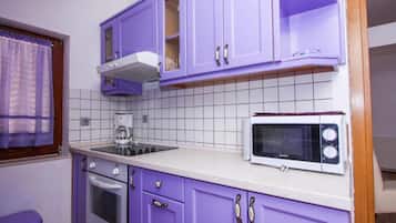 Refrigerador, microondas, horno y lavavajillas